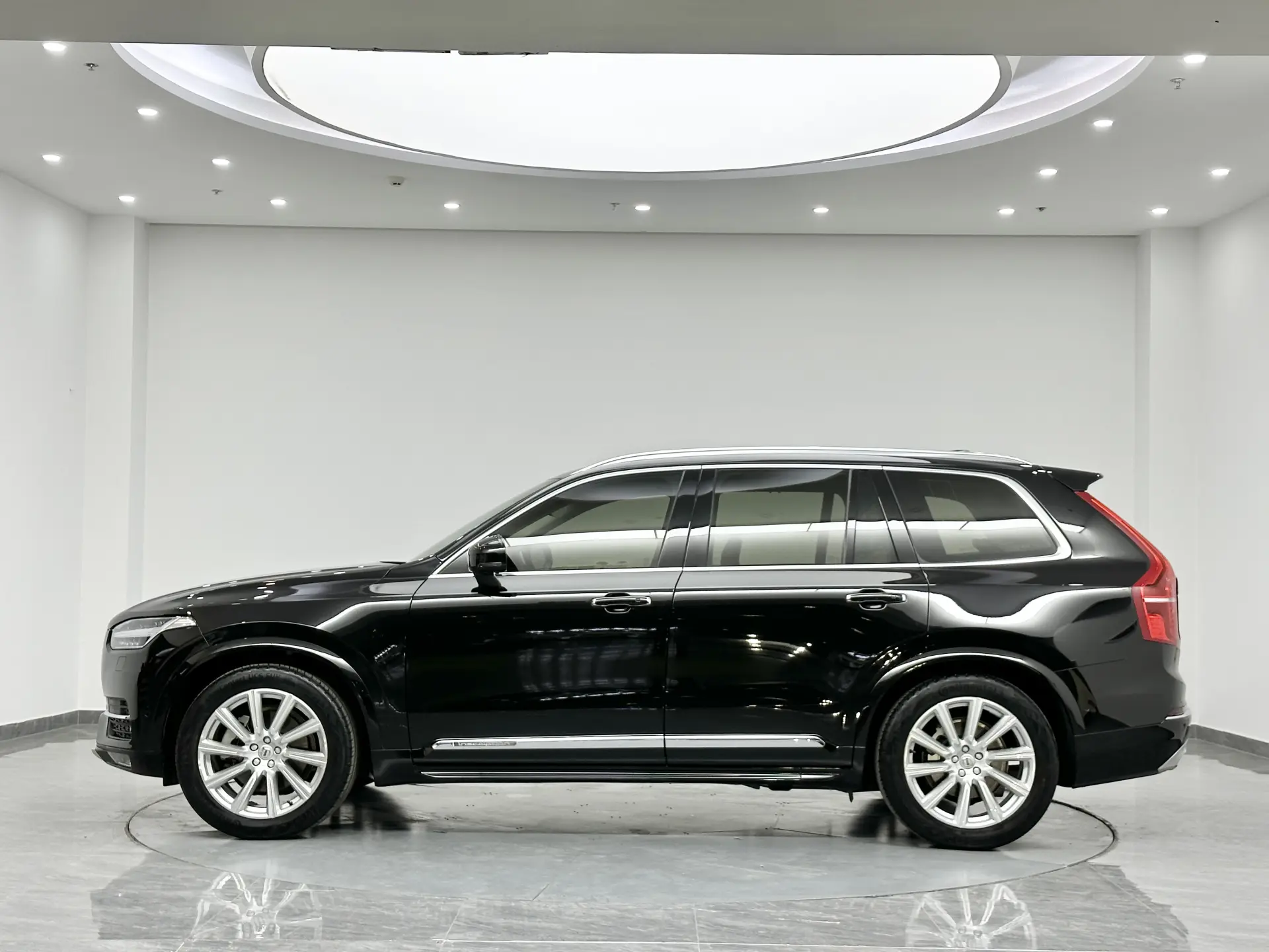 Volvo XC90, 2016 13