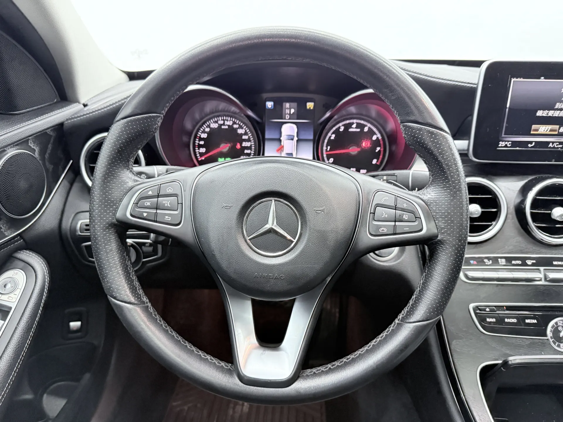 Mercedes-Benz C 200 L, 2018 9