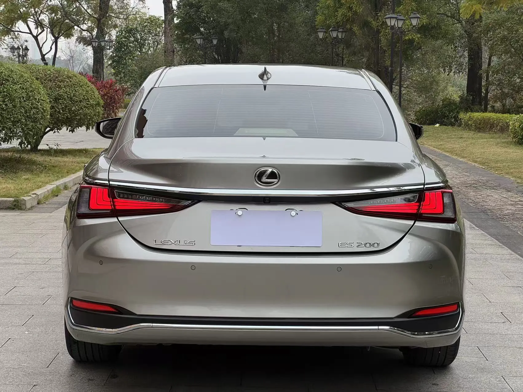 Lexus ES 200, 2024 все фото