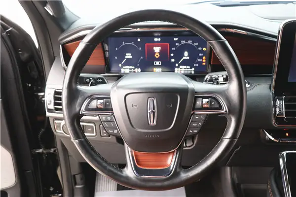 Lincoln Navigator, 2022 19