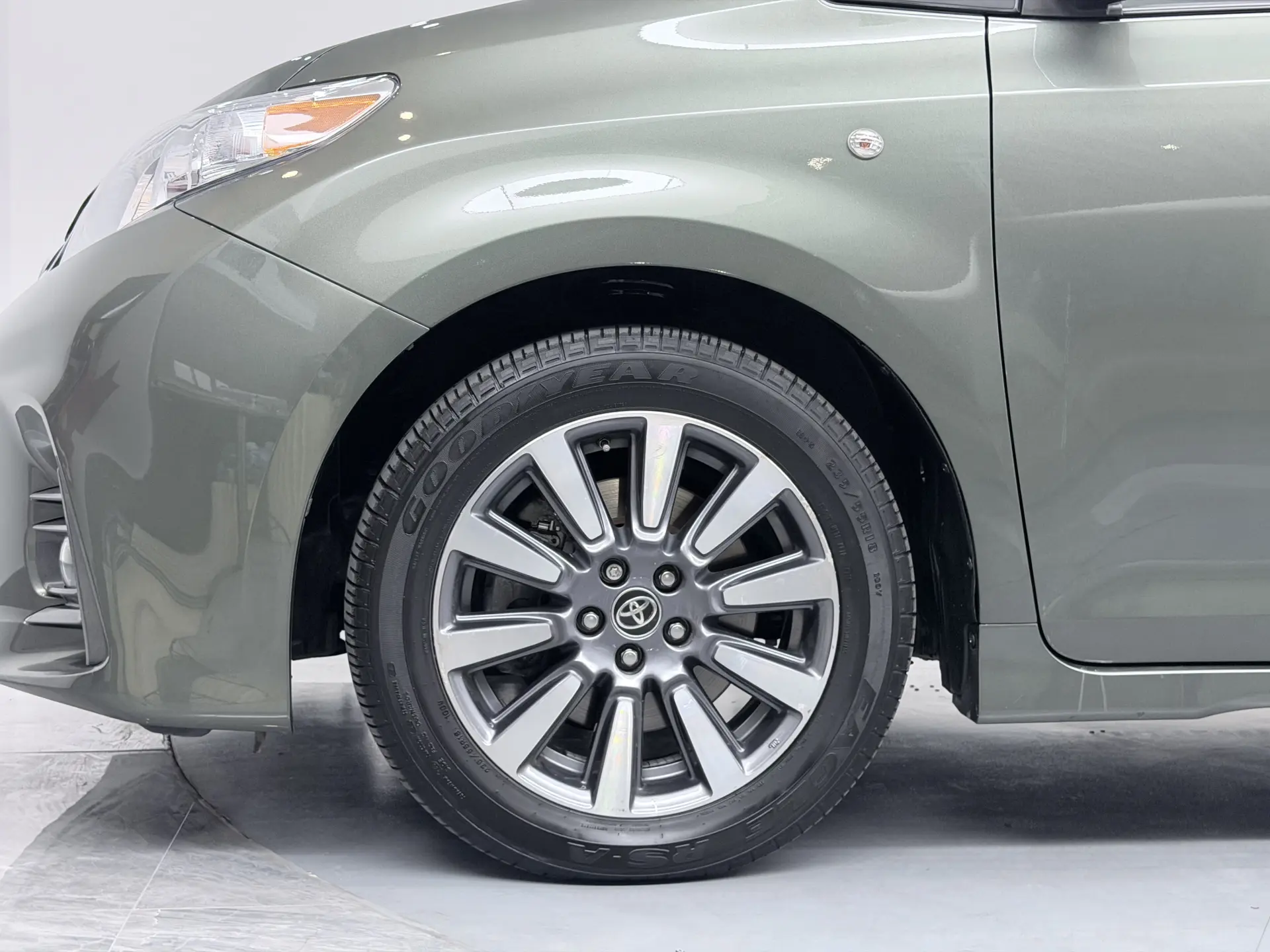 Toyota Sienna, 2020 14