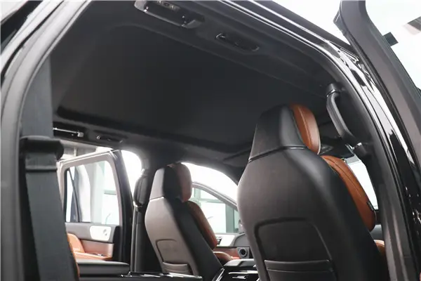 Lincoln Navigator, 2022 18