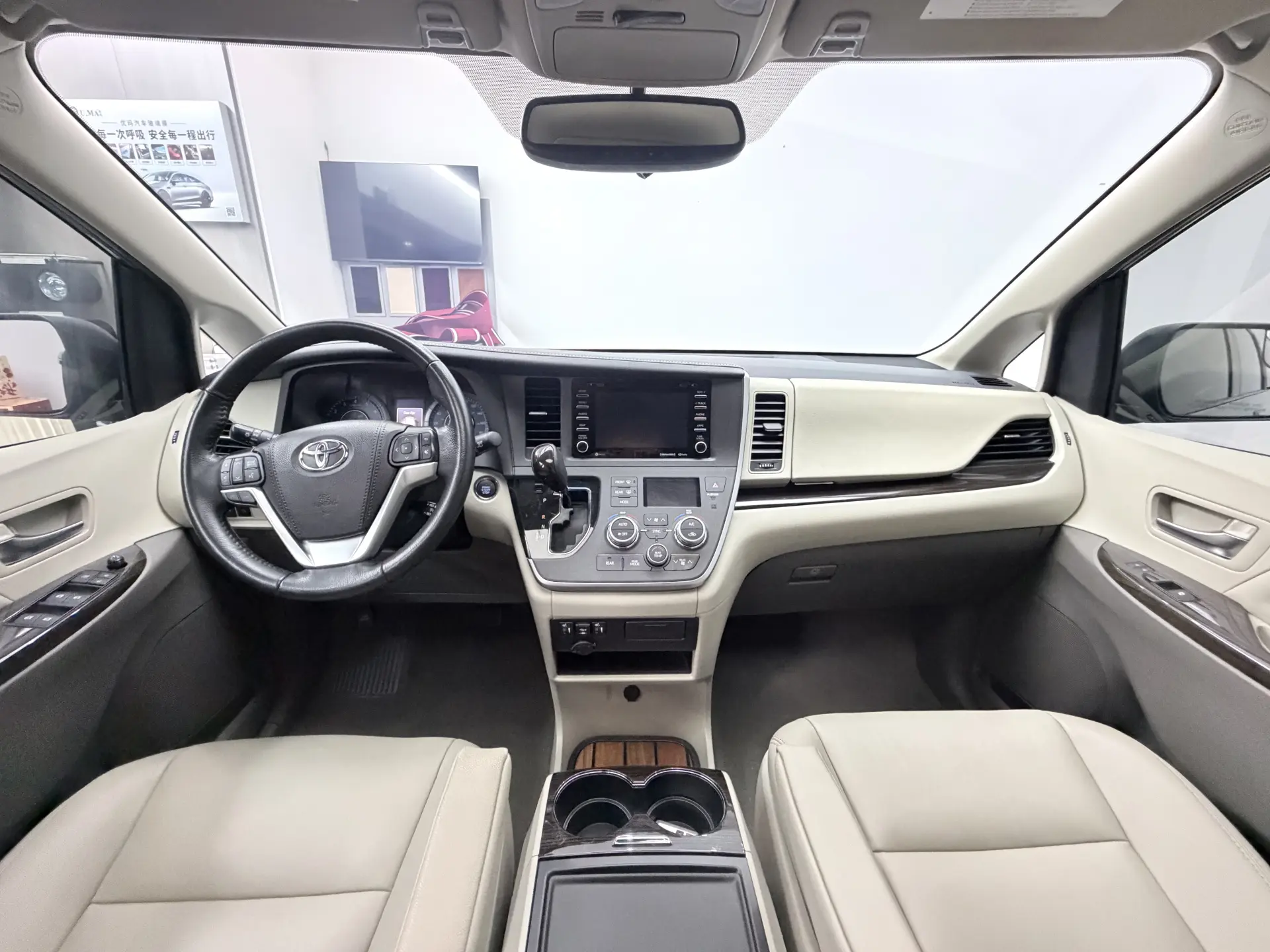 Toyota Sienna, 2020 20
