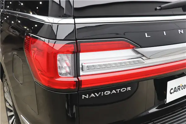 Lincoln Navigator, 2022 31