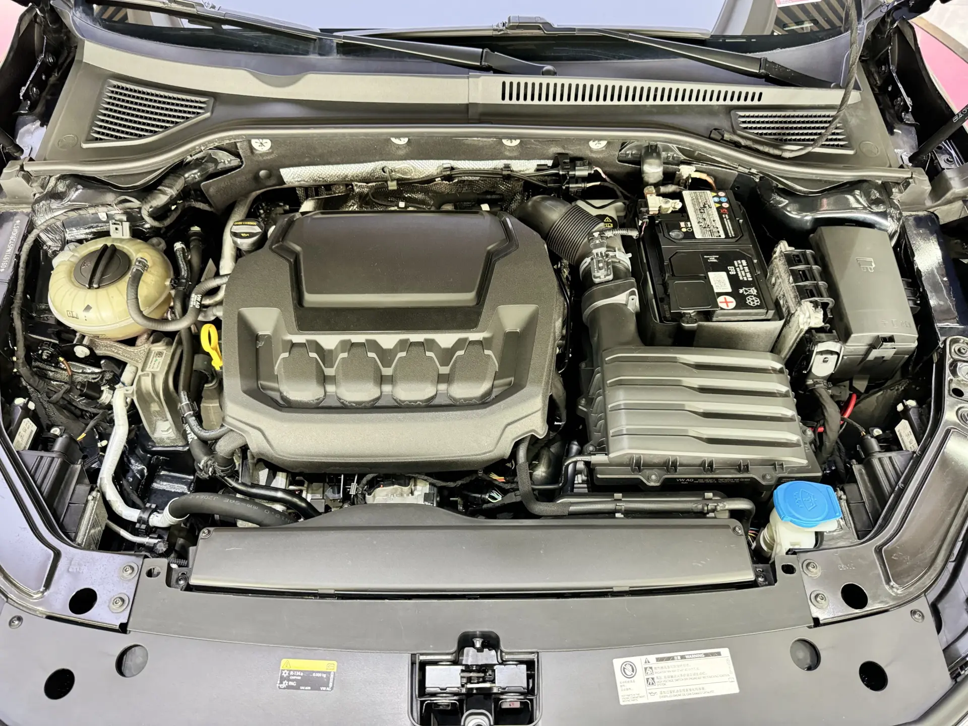 Volkswagen Passat, 2023 12