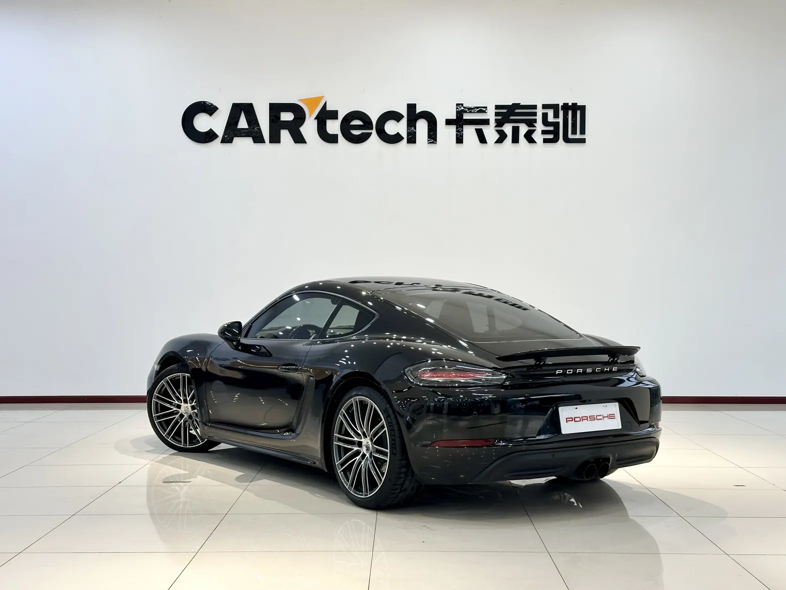 Porsche Cayman, 2024 2