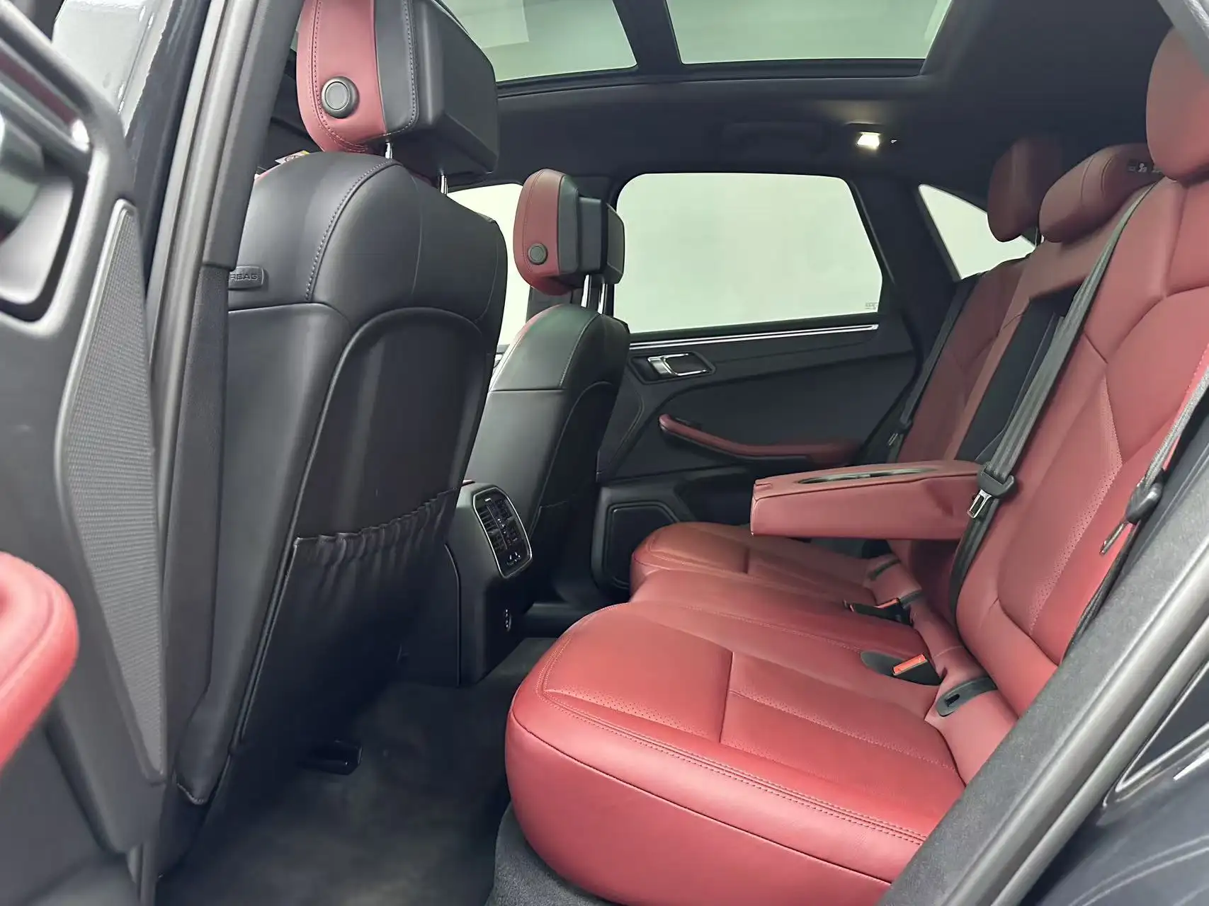Porsche Macan, 2022 28