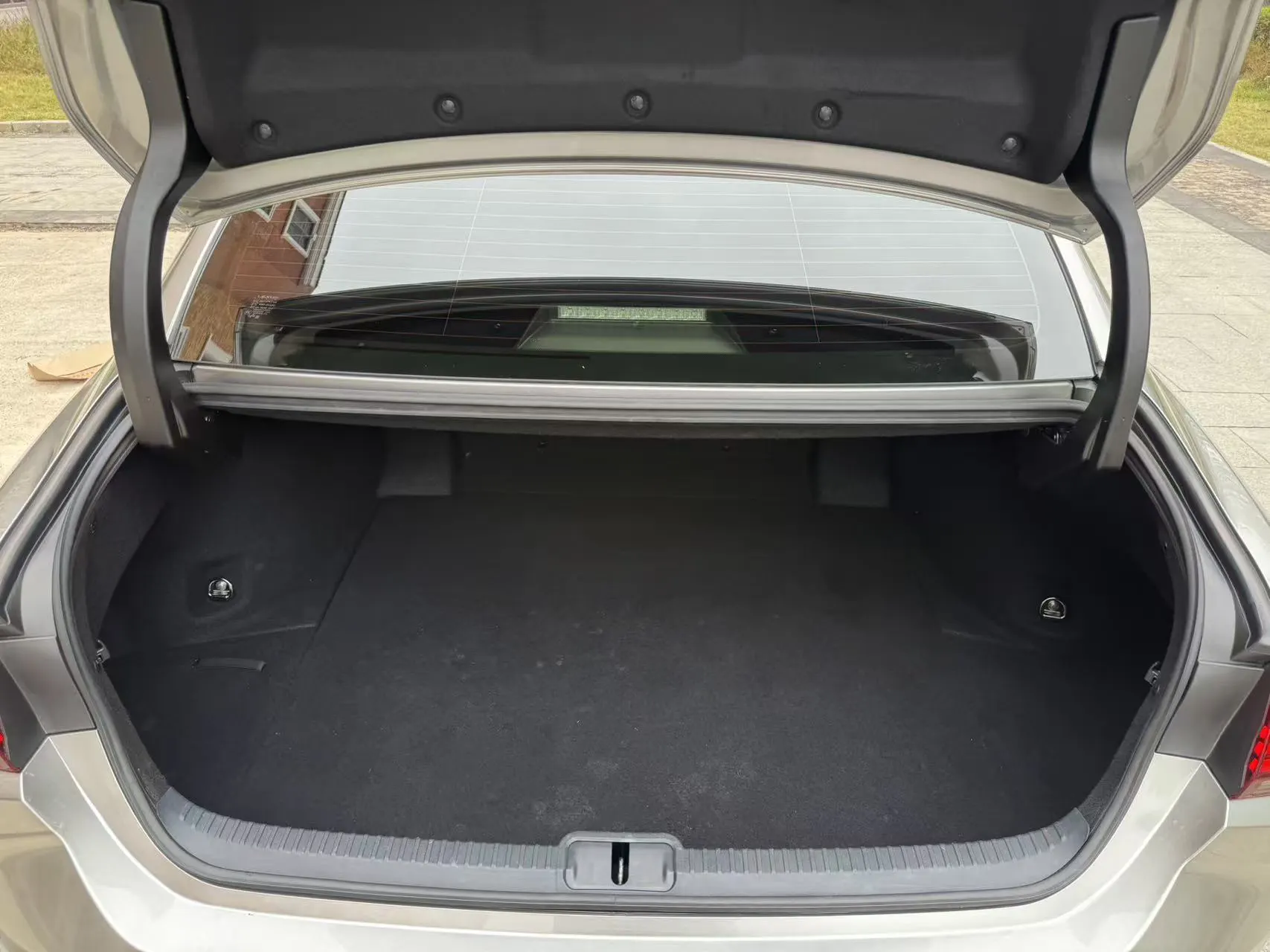 Lexus ES 200, 2024 14