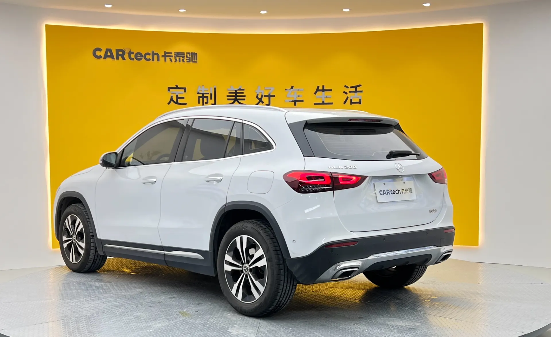 Mercedes-Benz GLA 200, 2022 7