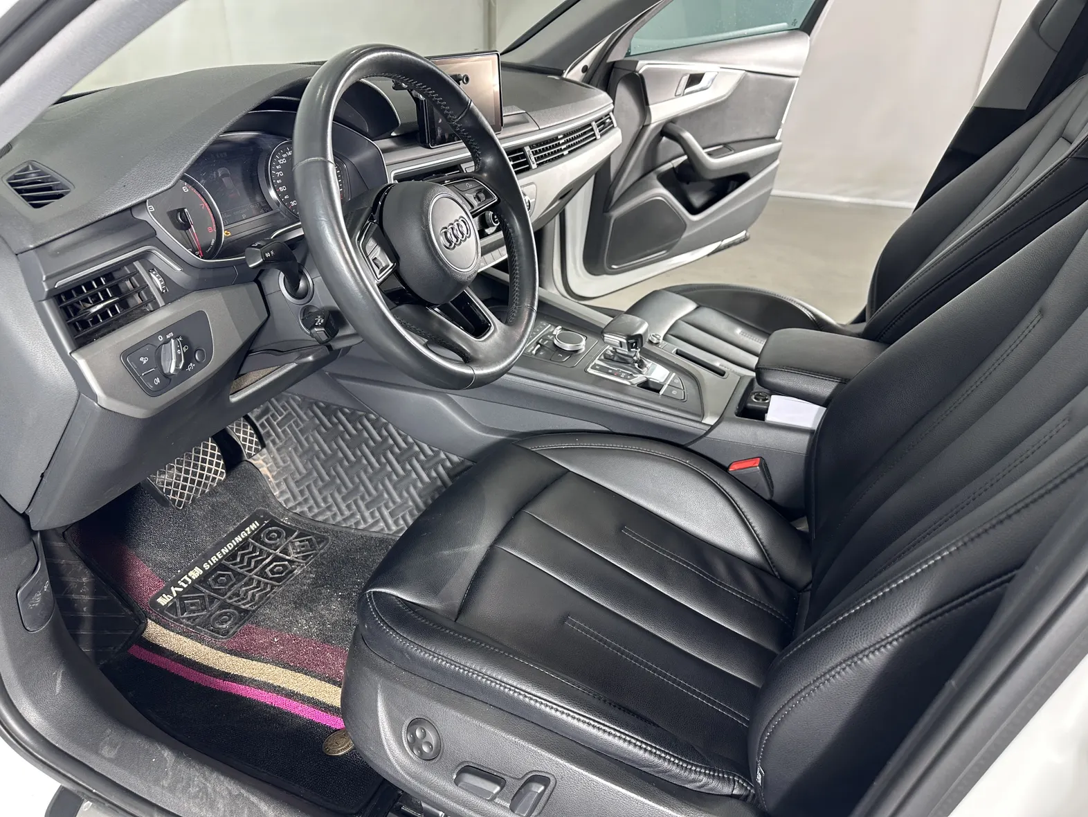 Audi A4L 40 TFSI, 2019 14