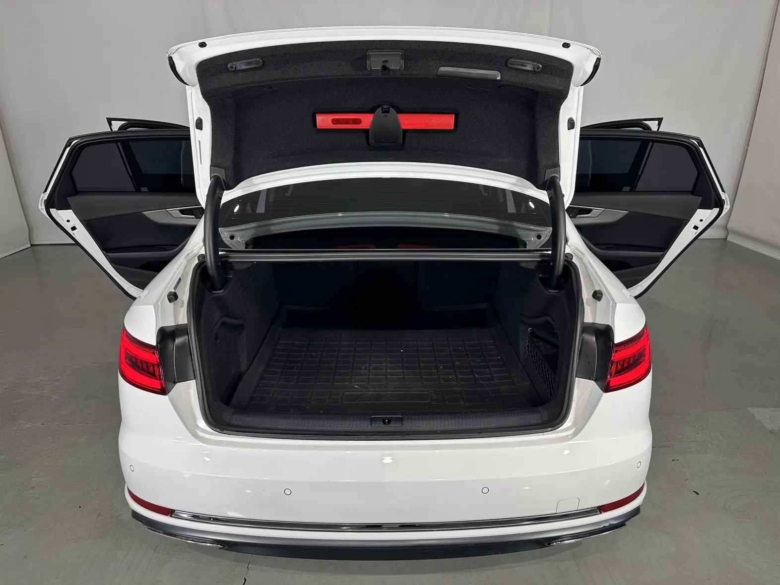 Audi A4L 40 TFSI, 2019 10
