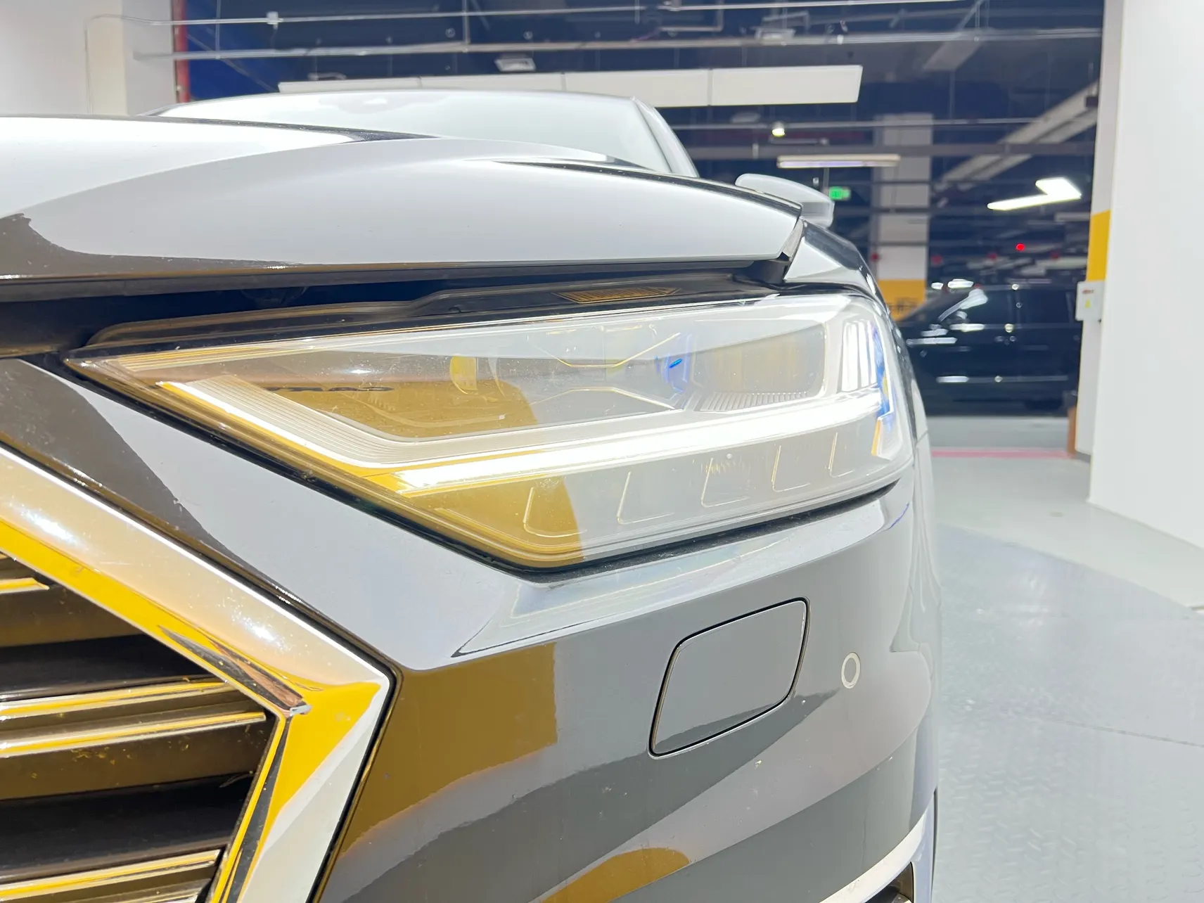 Audi A8L 55 TFSI, 2021 7