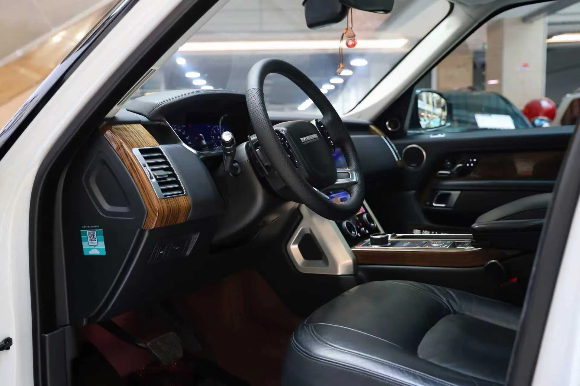 Land Rover Range Rover, 2019 11