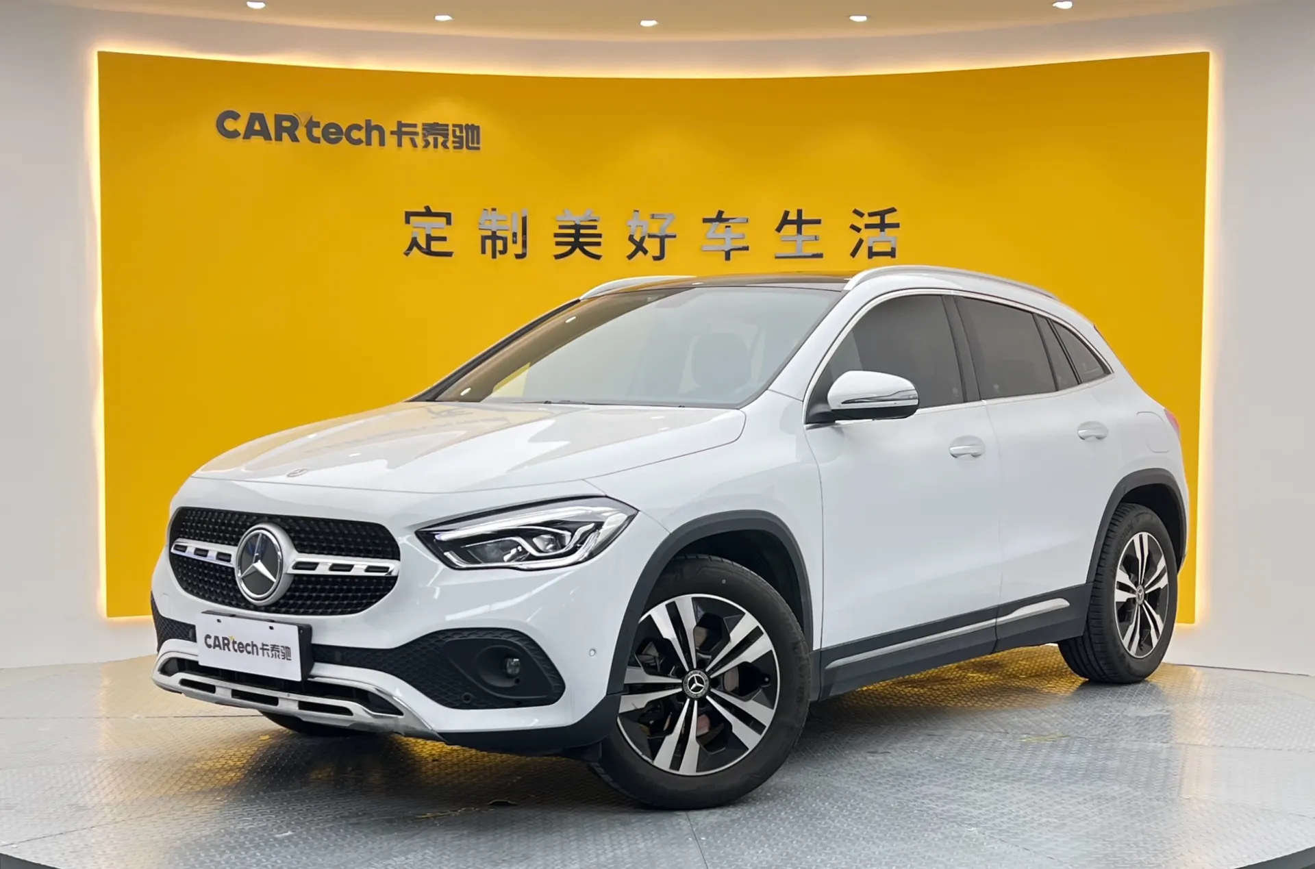 Mercedes-Benz GLA 200