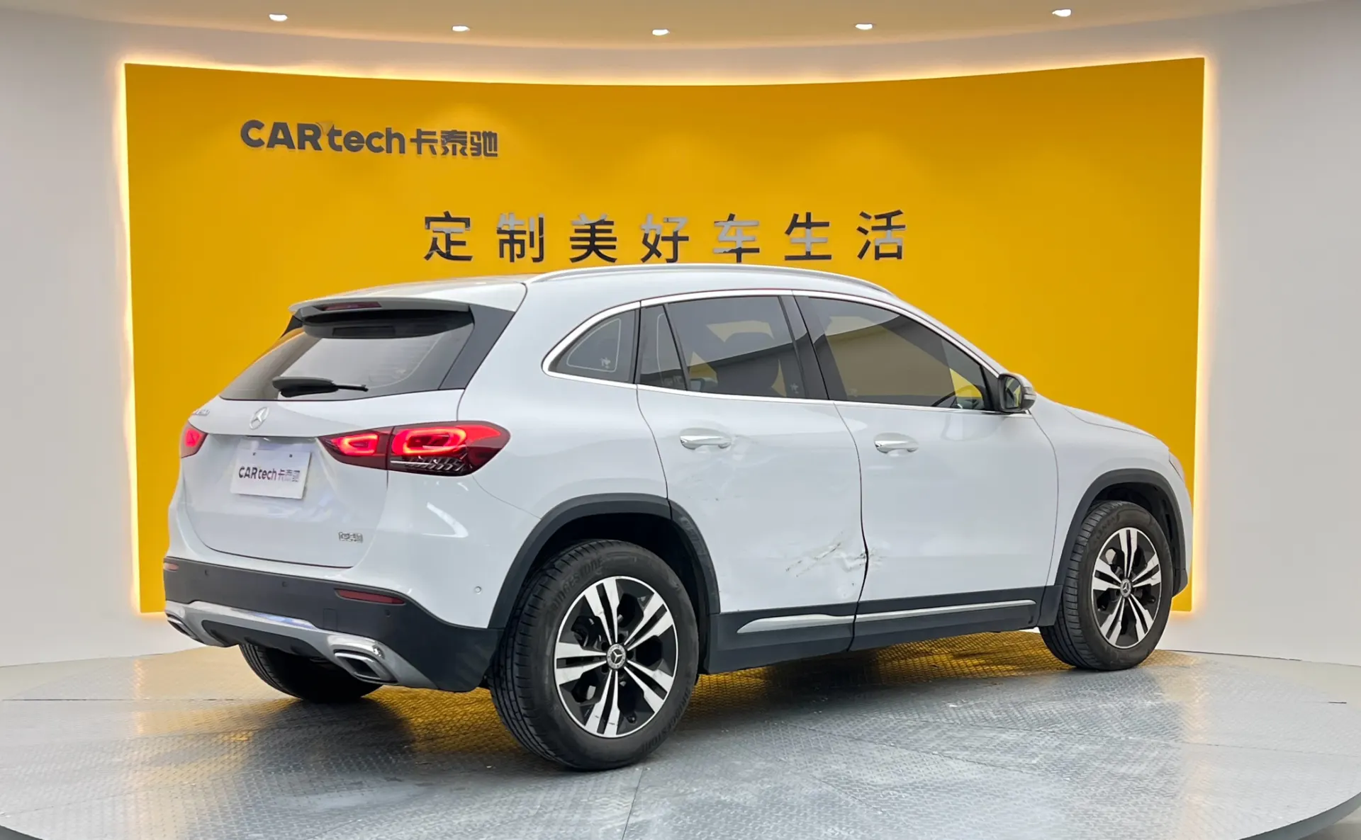 Mercedes-Benz GLA 200, 2022 все фото