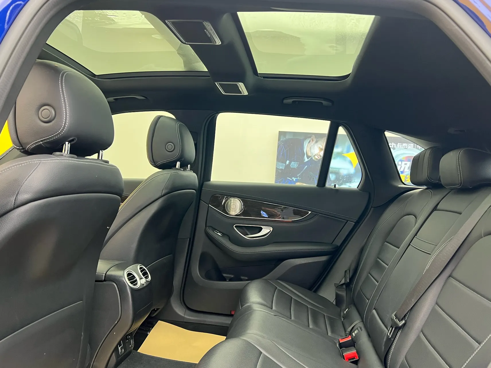 Mercedes-Benz GLC 260 L, 2019 19