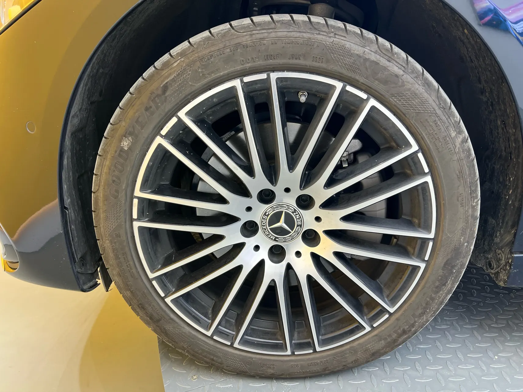 Mercedes-Benz C 260 L, 2024 10
