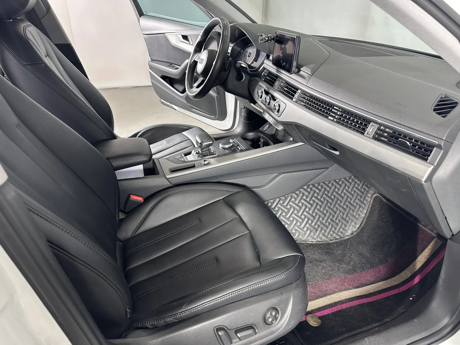 Audi A4L 40 TFSI, 2019 15