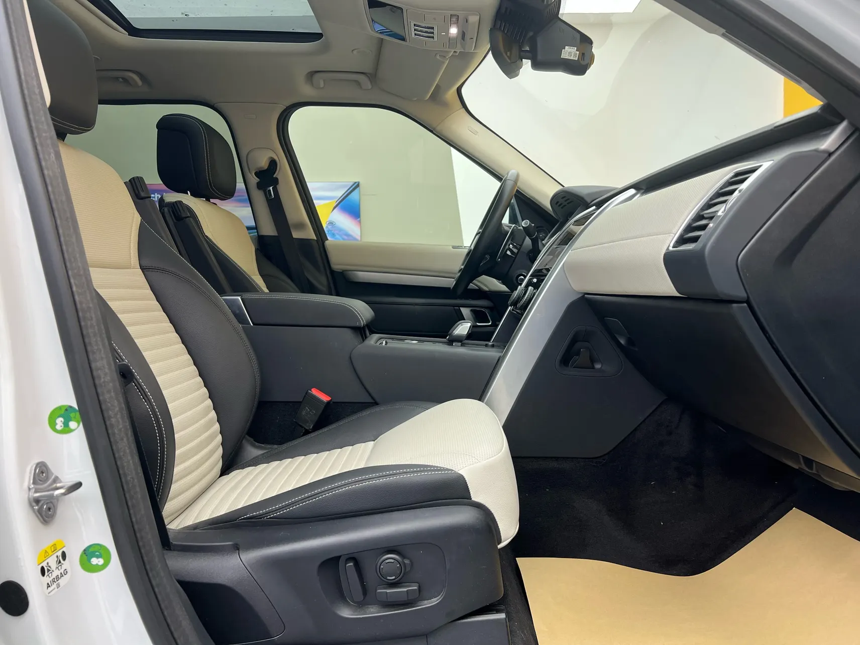 Land Rover Discovery, 2022 19