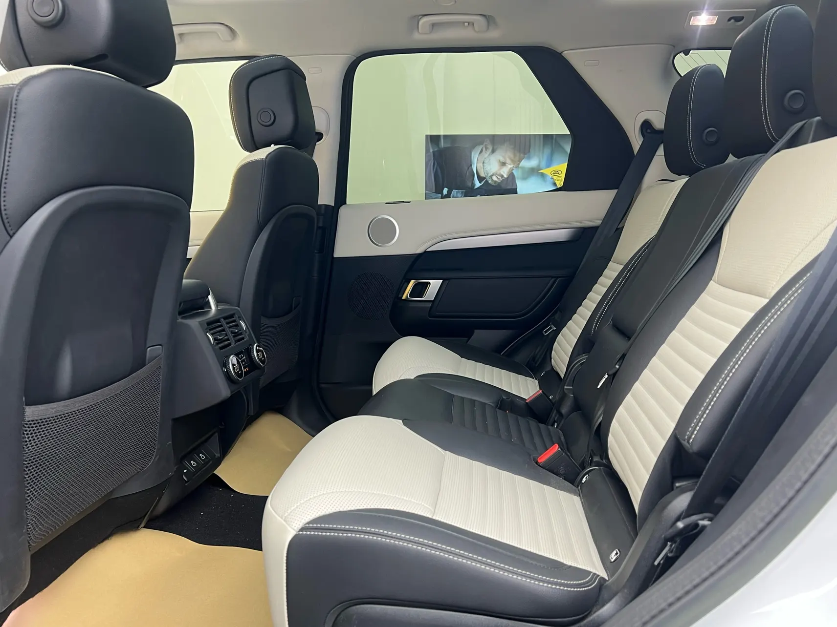 Land Rover Discovery, 2022 20