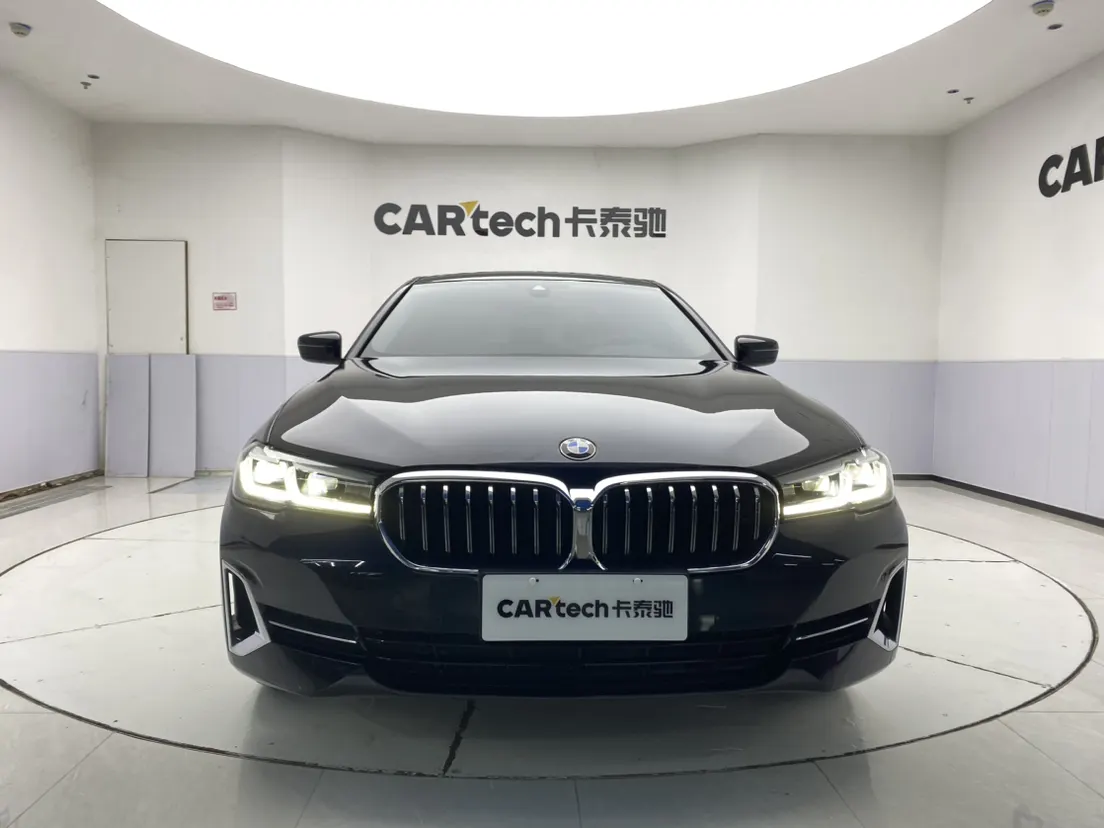 BMW 530Li, 2023 3