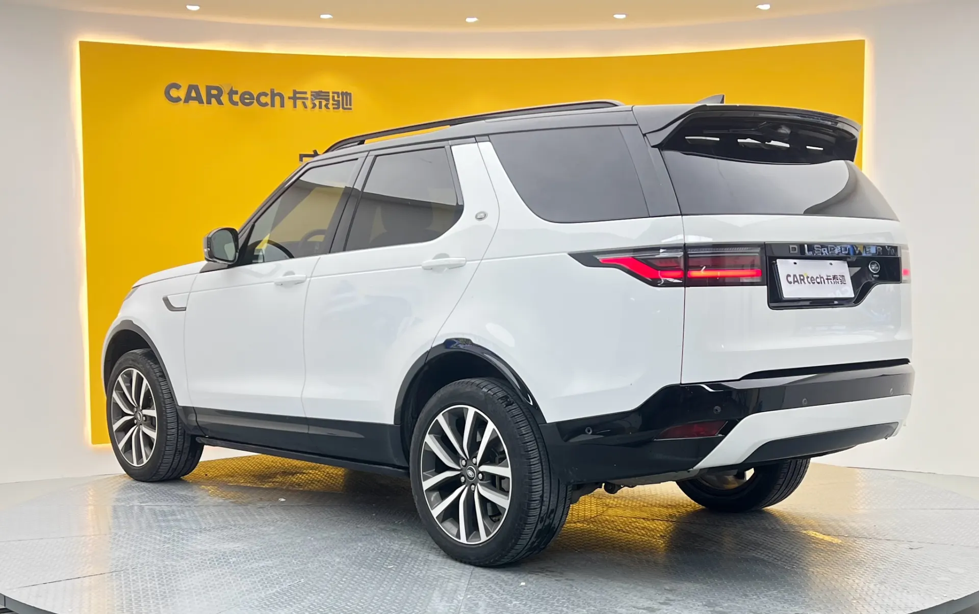 Land Rover Discovery, 2022 6