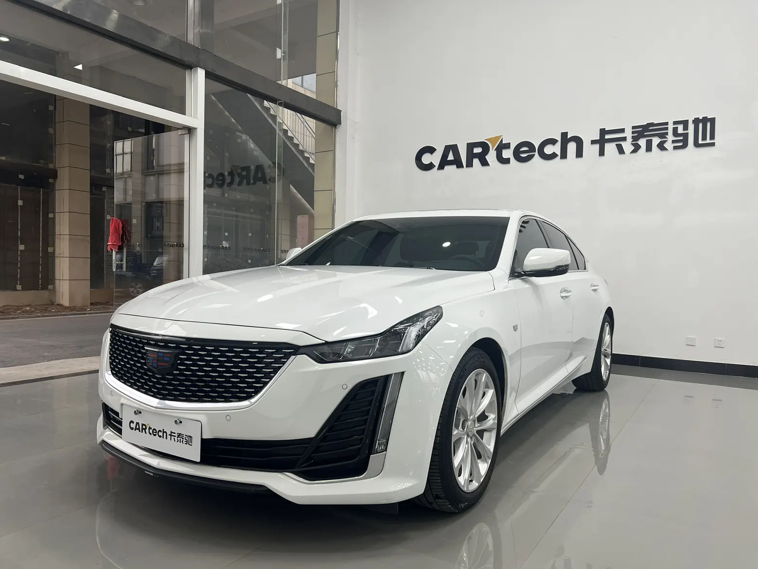 Cadillac CT5
