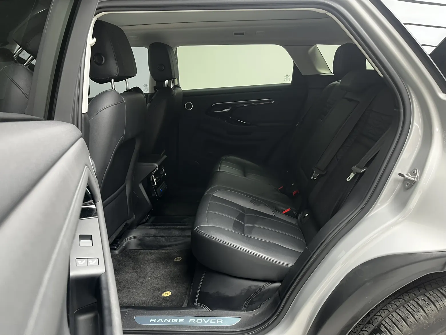Land Rover Range Rover, 2023 12