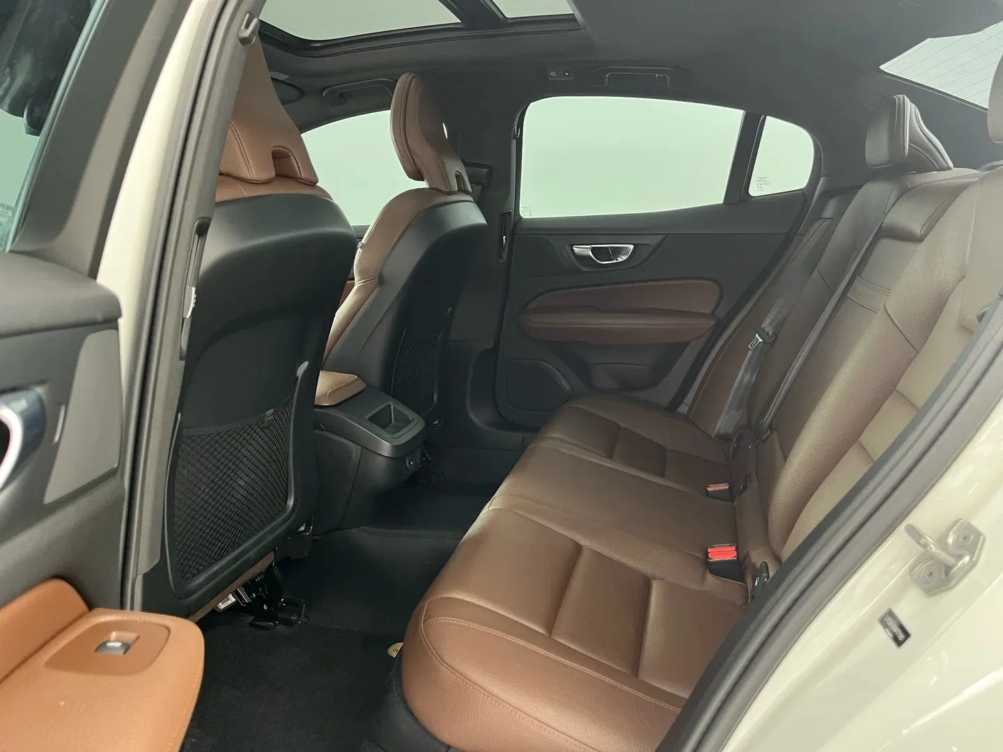 Volvo S60, 2022 16