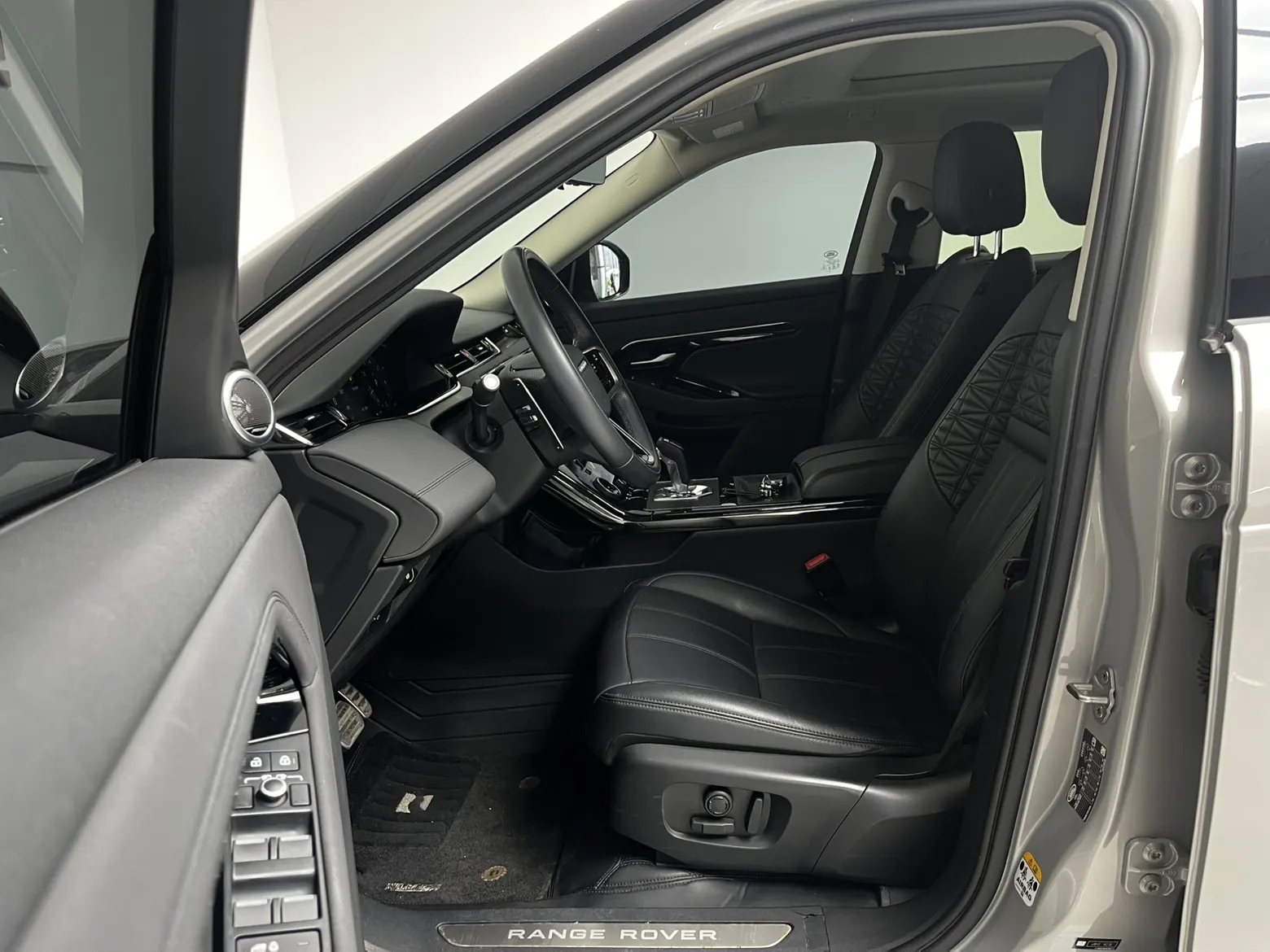 Land Rover Range Rover, 2023 11