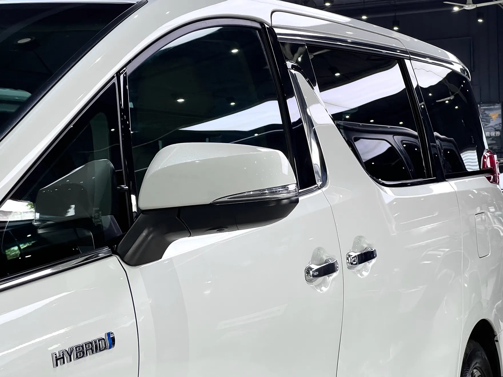 Toyota Alphard, 2023 16