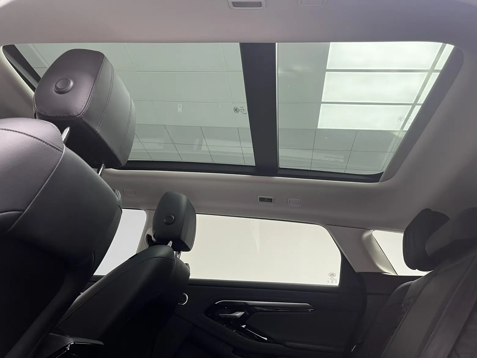 Land Rover Range Rover, 2023 15