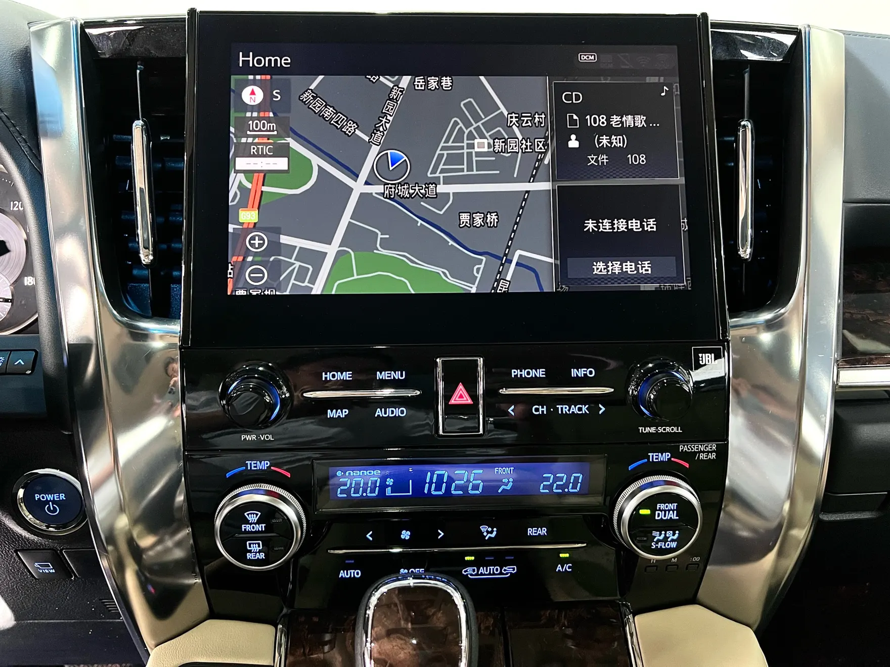 Toyota Alphard, 2023 47