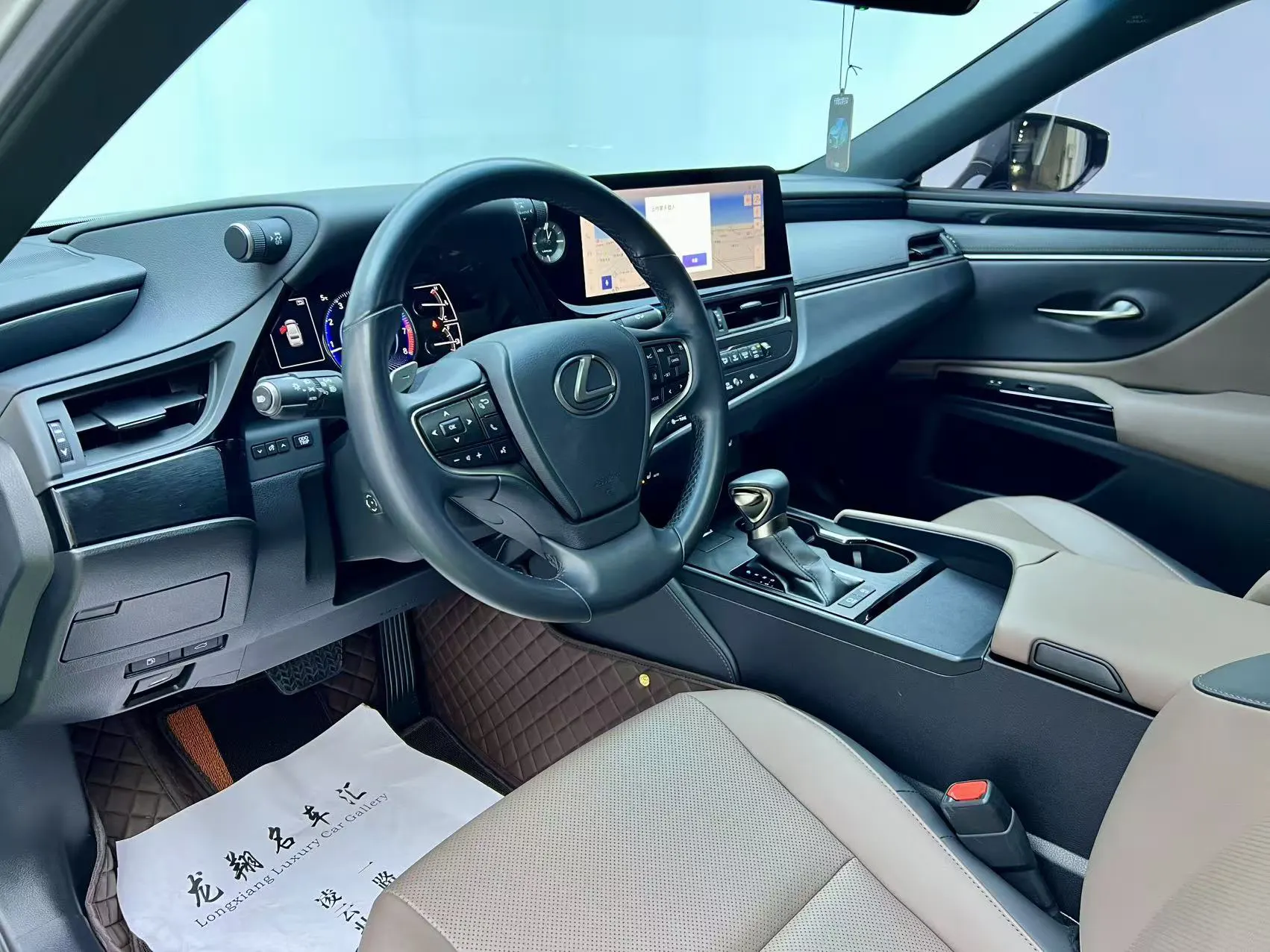 Lexus ES 200, 2024 18