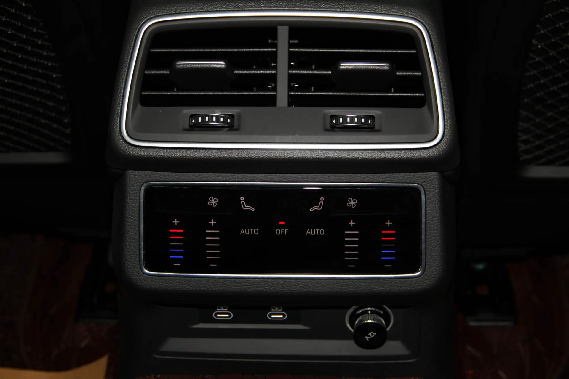 Audi A6L 45 TFSI, 2025 24