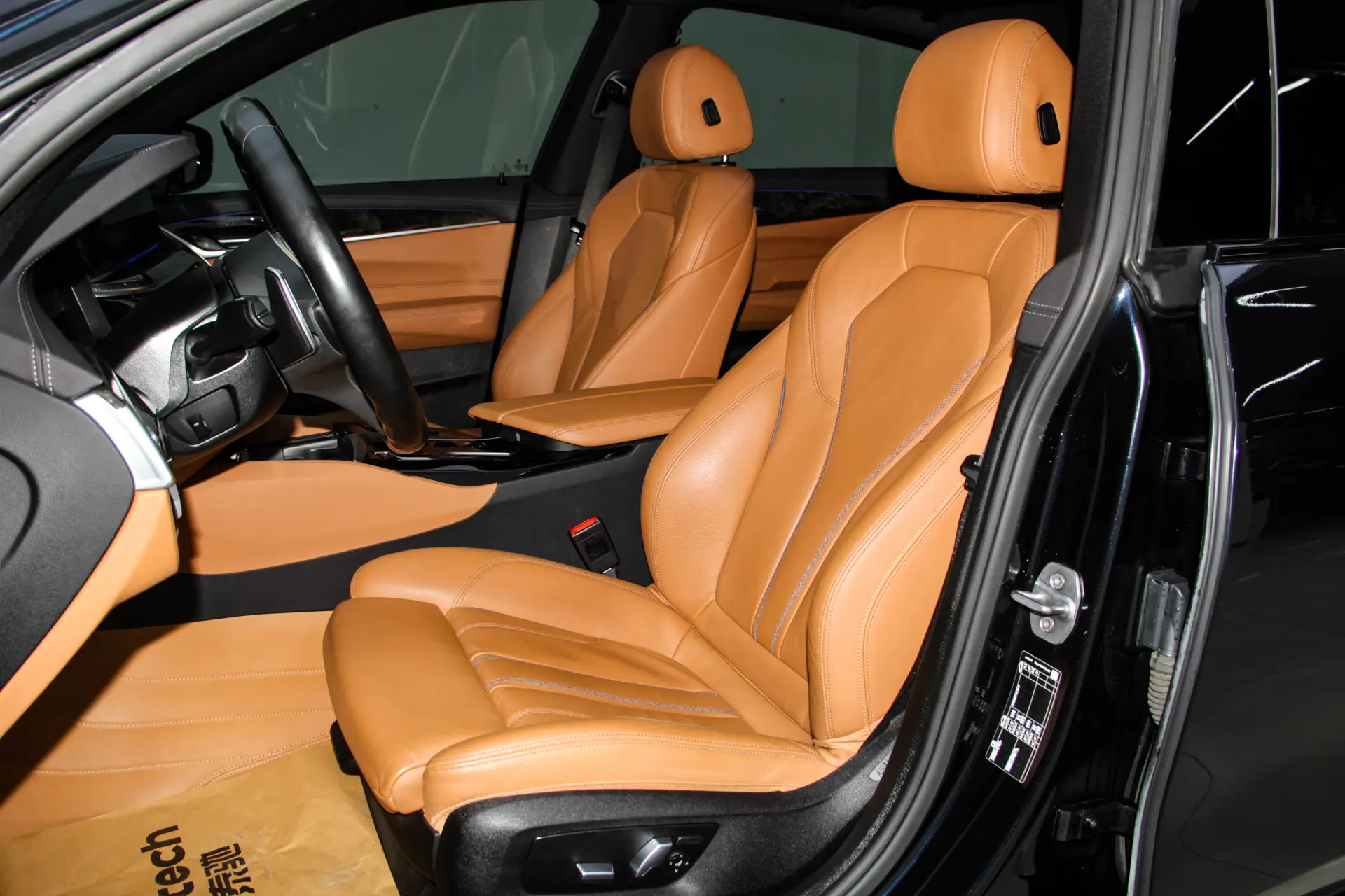 BMW 6GT, 2022 18