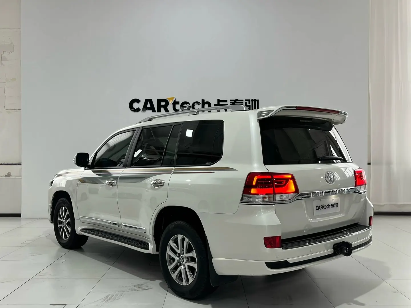 Toyota Land Cruiser, 2019 6