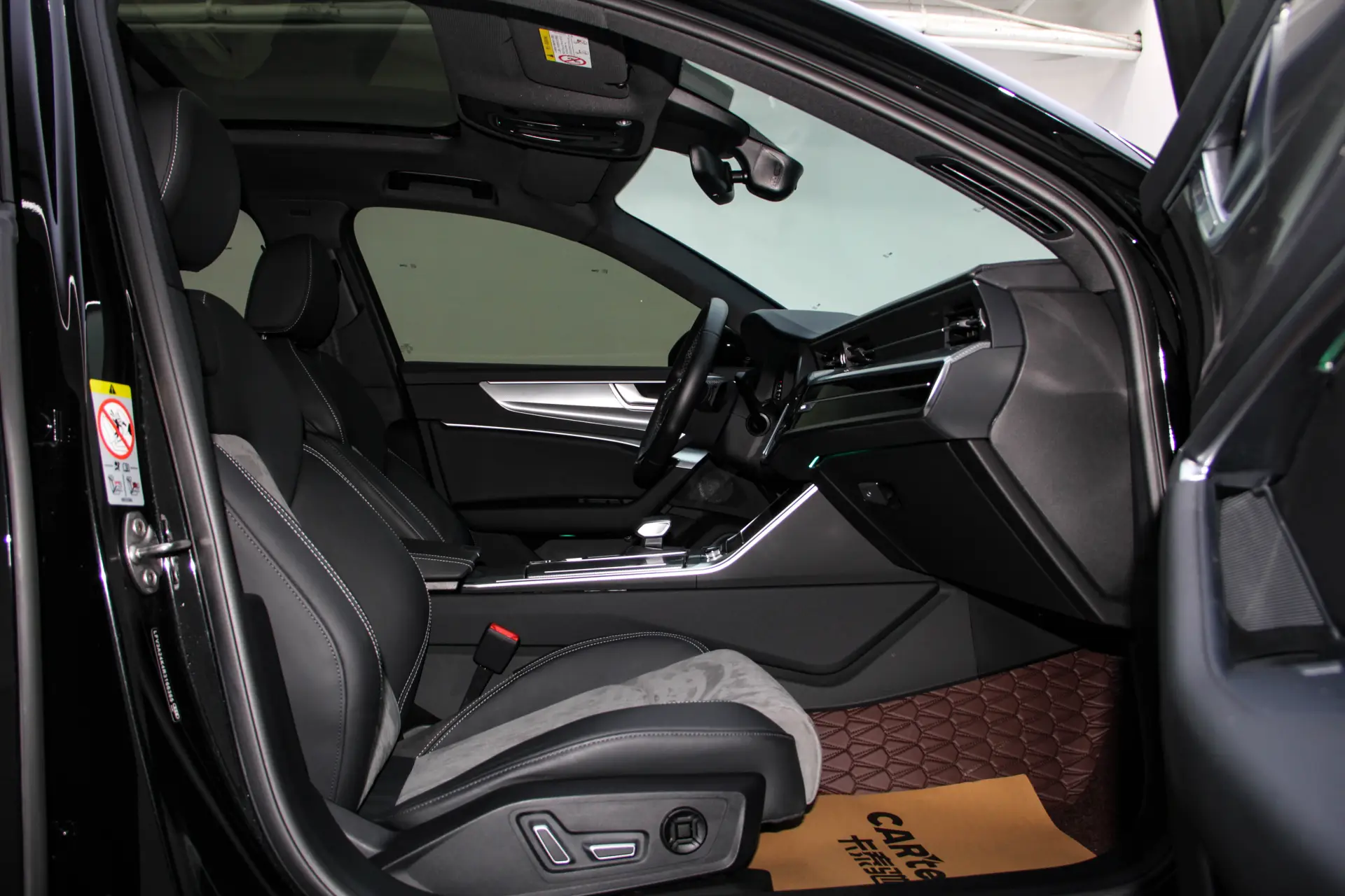 Audi A6L 45 TFSI, 2025 19
