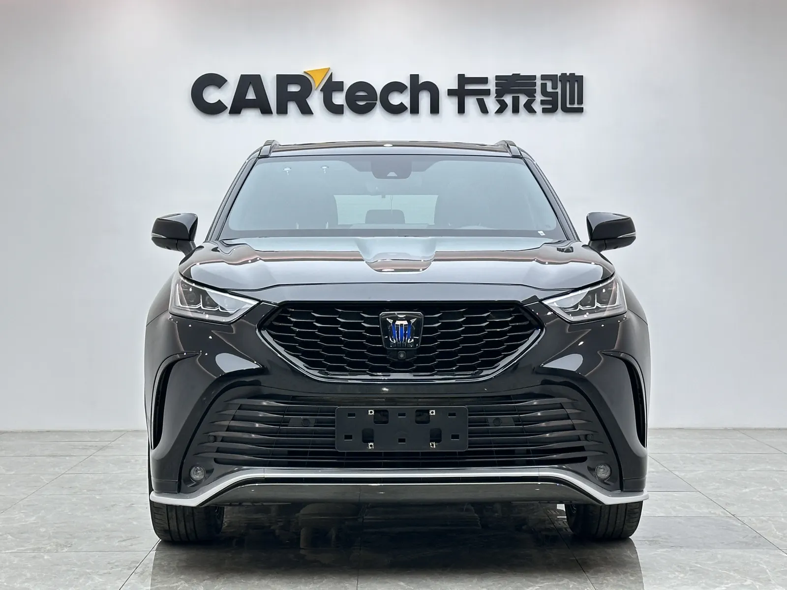 Toyota Crown, 2022 6
