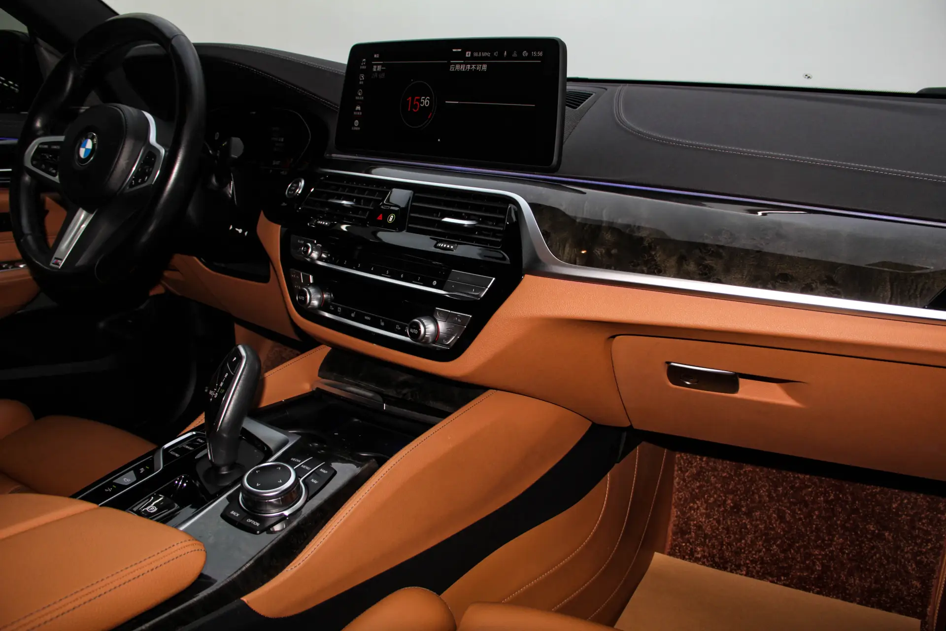 BMW 6GT, 2022 24
