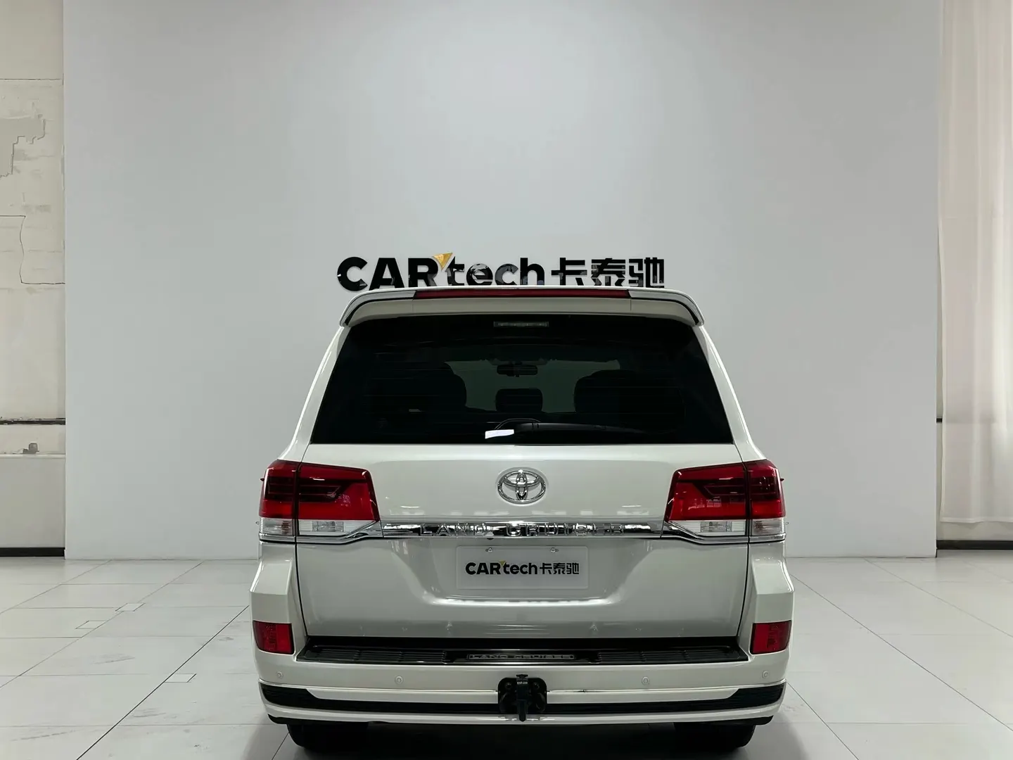 Toyota Land Cruiser, 2019 все фото