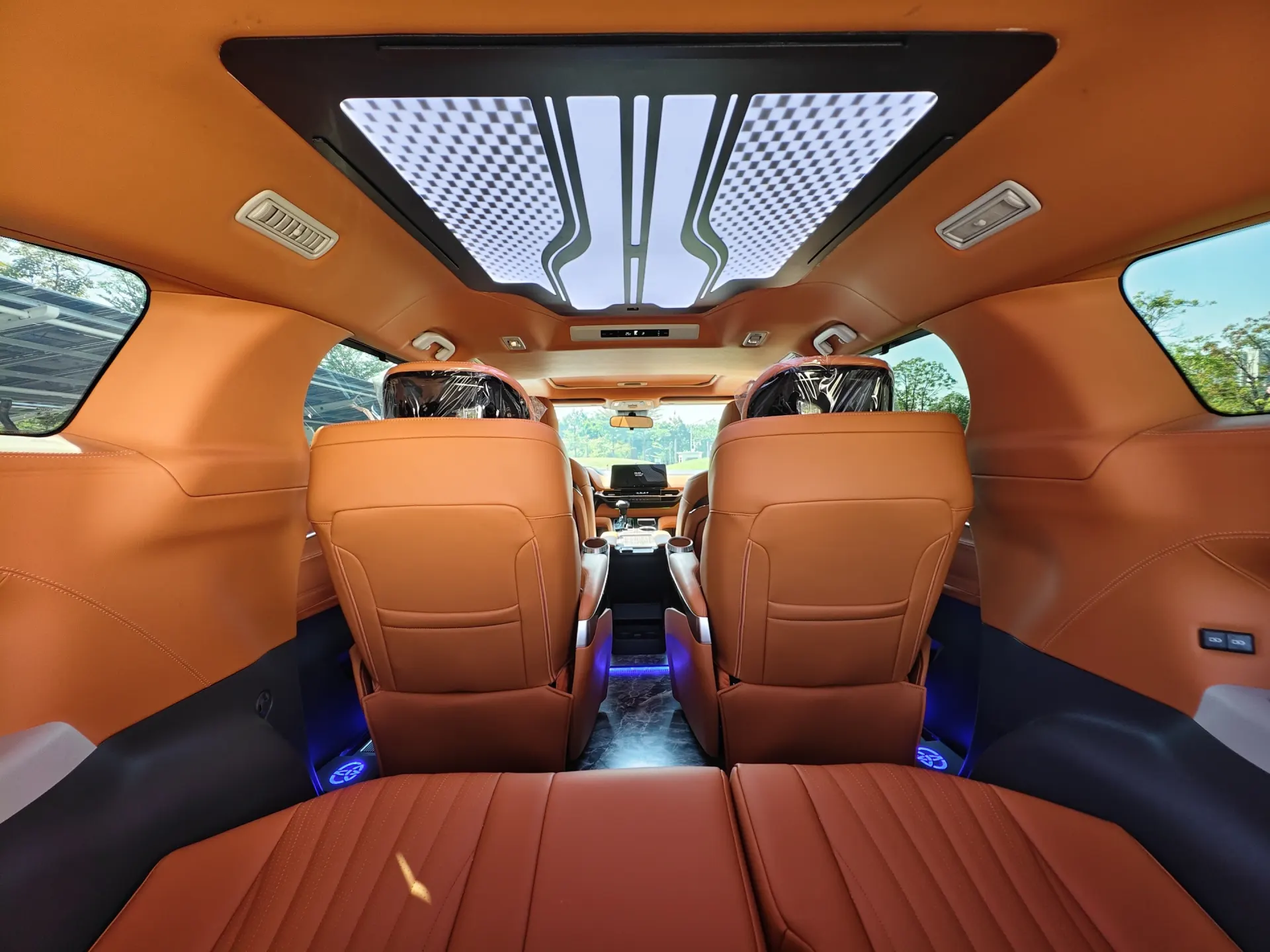 Toyota Granvia, 2024 31