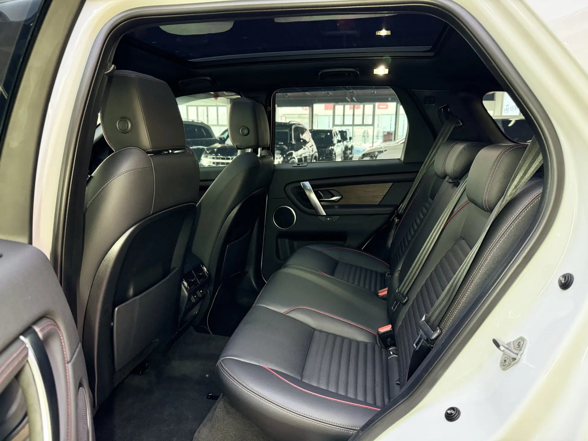 Land Rover Discovery Sport, 2021 19