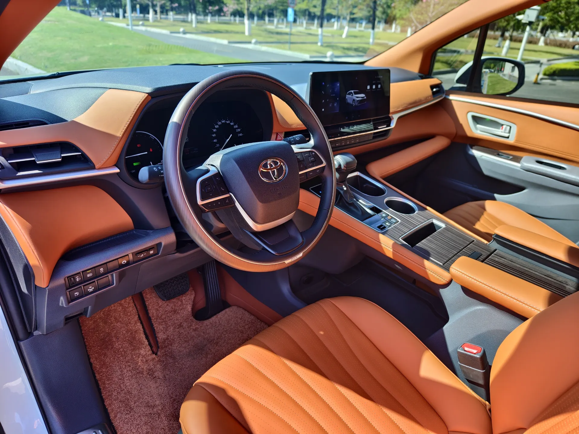 Toyota Granvia, 2024 25