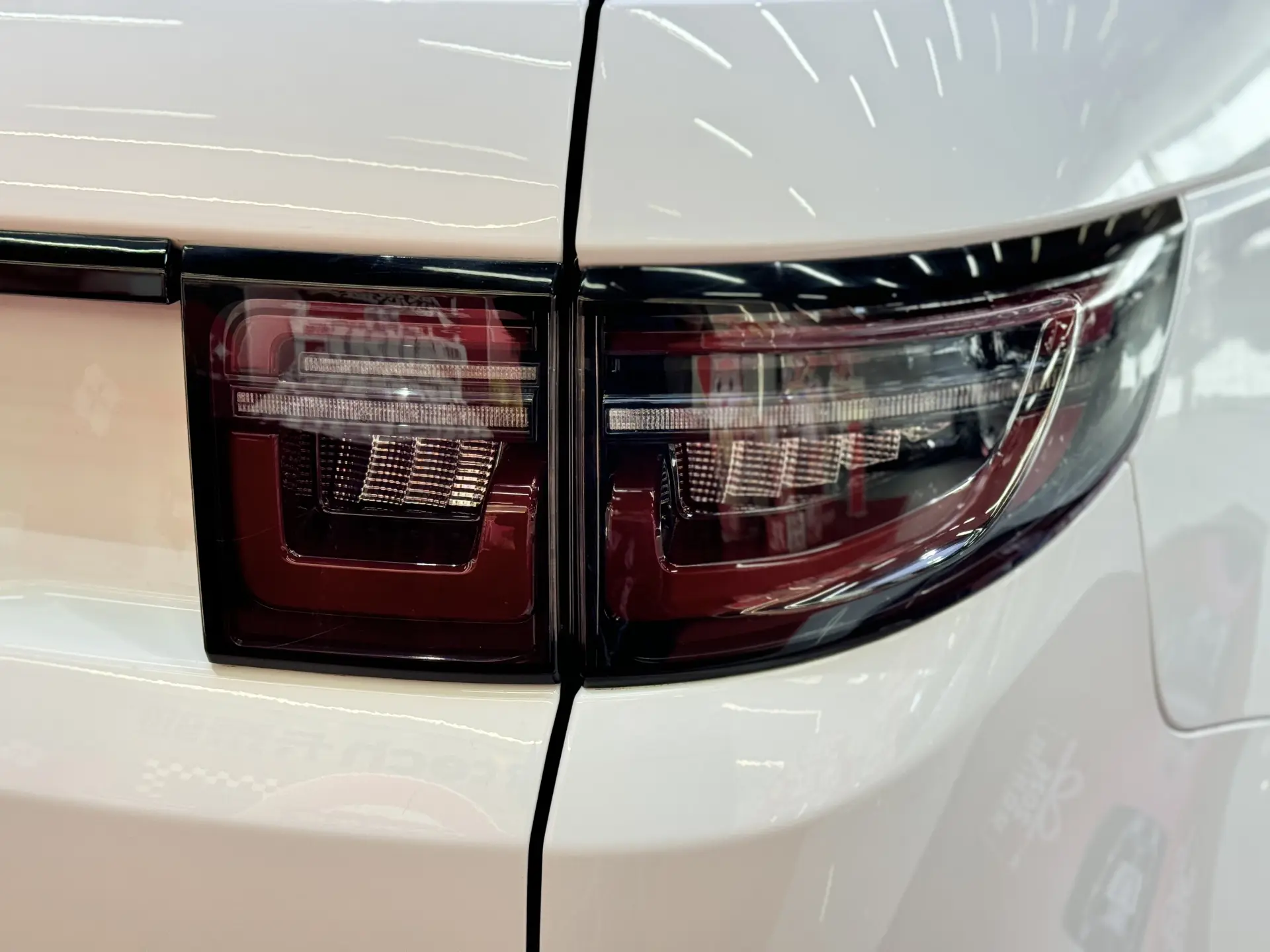 Land Rover Discovery Sport, 2021 10