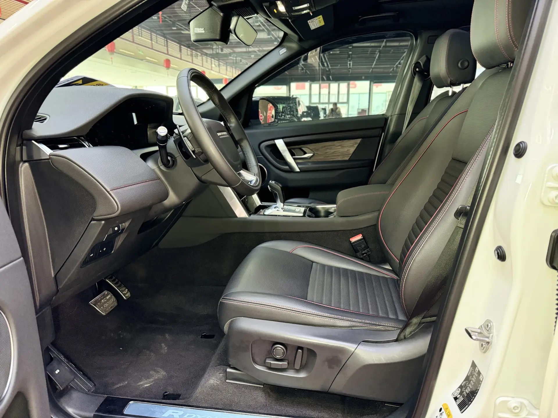 Land Rover Discovery Sport, 2021 17