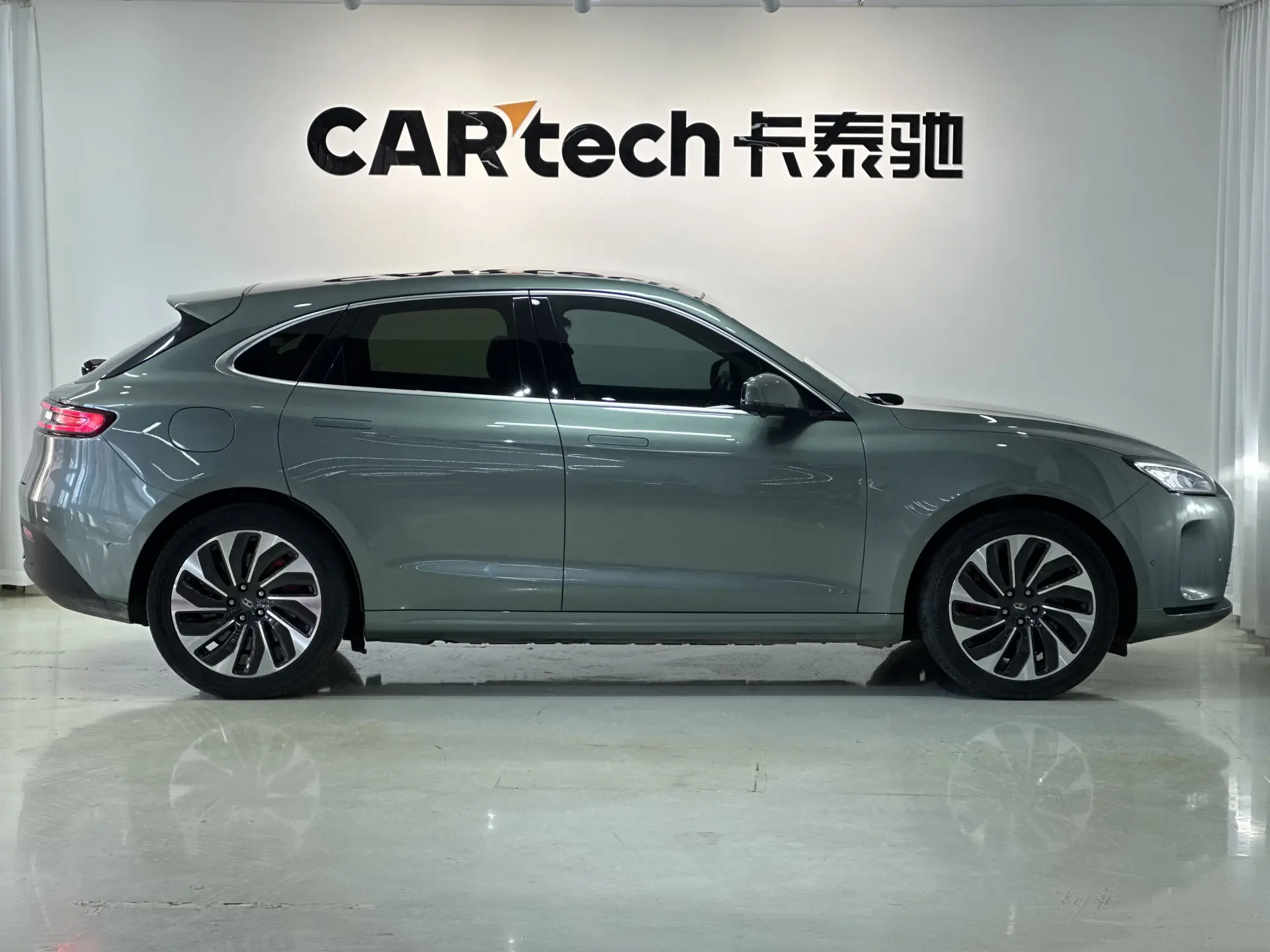AITO M5, 2022 4