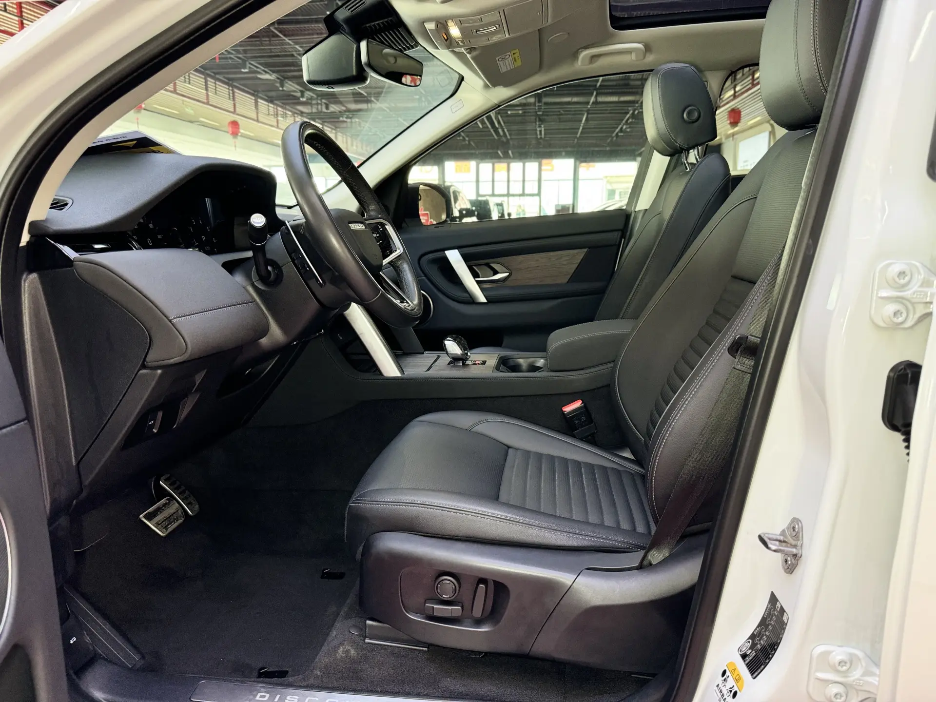 Land Rover Discovery Sport, 2023 17