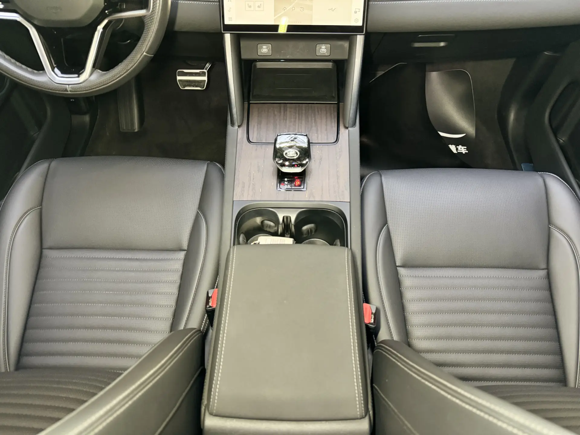 Land Rover Discovery Sport, 2023 20