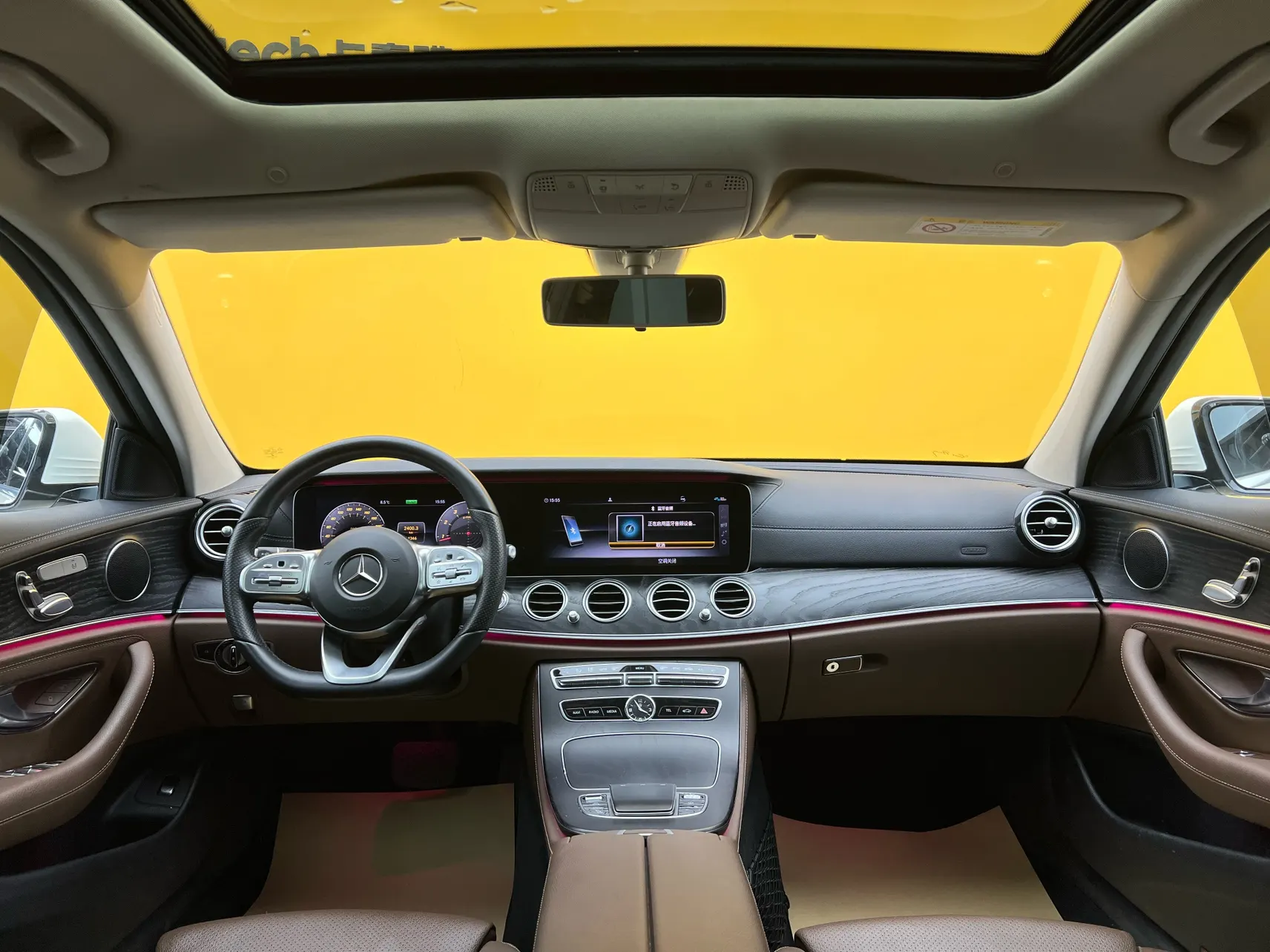 Mercedes-Benz E 260 L, 2019 38